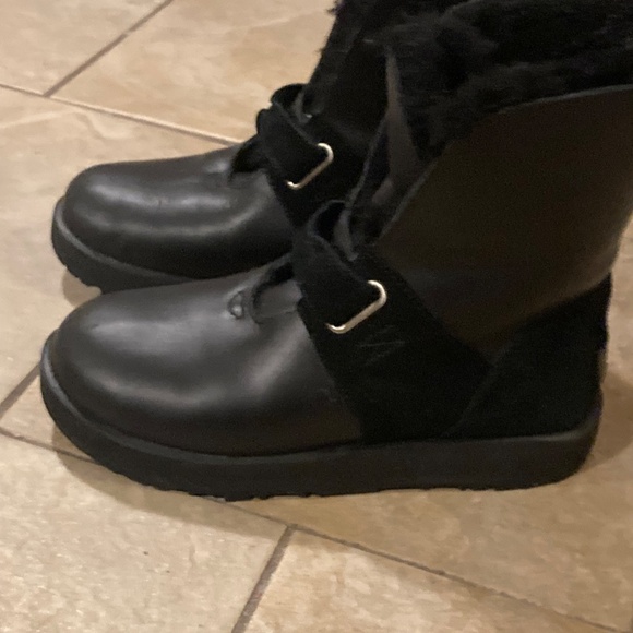 Ugg x Vibram Pure Pom boots - Picture 5 of 6